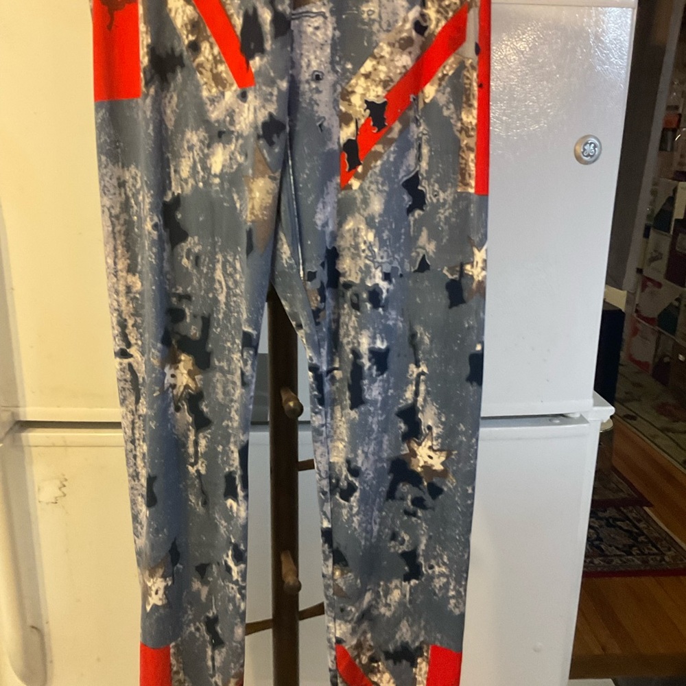 RIV Red & Gray Print Poly Leggings Size XL Skinny legs-pants2 sku 16
